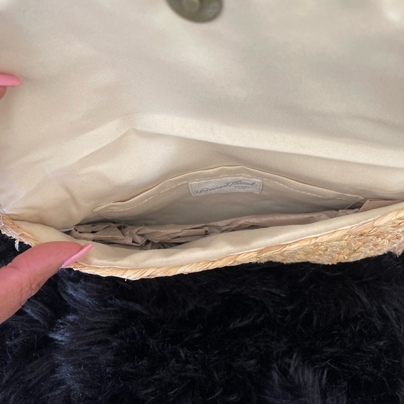 Universal Thread Clutch - Picture 4 of 4